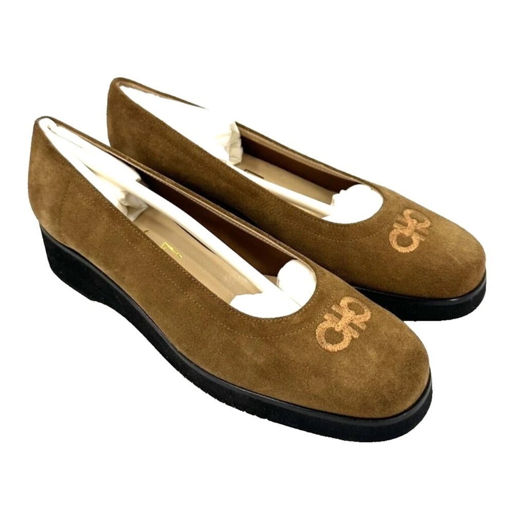 NEW Salvatore Ferragamo Suede Logo Wedge Shoes Womens 5.5 Reg Width Tan Brown - Picture 12 of 12
